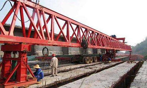 甘肅慶陽(yáng)架橋機(jī)廠(chǎng)家提供施工便利服務(wù)